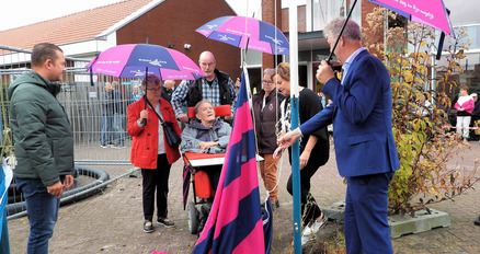 Eerste steen van nieuwbouw Het Zonnelied in Ammerzoden gelegd