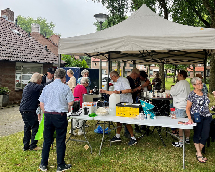 Koffiemoment in de Saturnusstraat