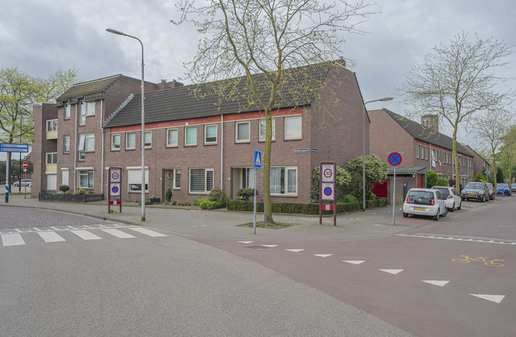 Groot Onderhoud Koornstraat / Terwaenen